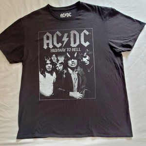 ACDC Black Mens Size XL Graphic T-shirt for Those About to Rock!